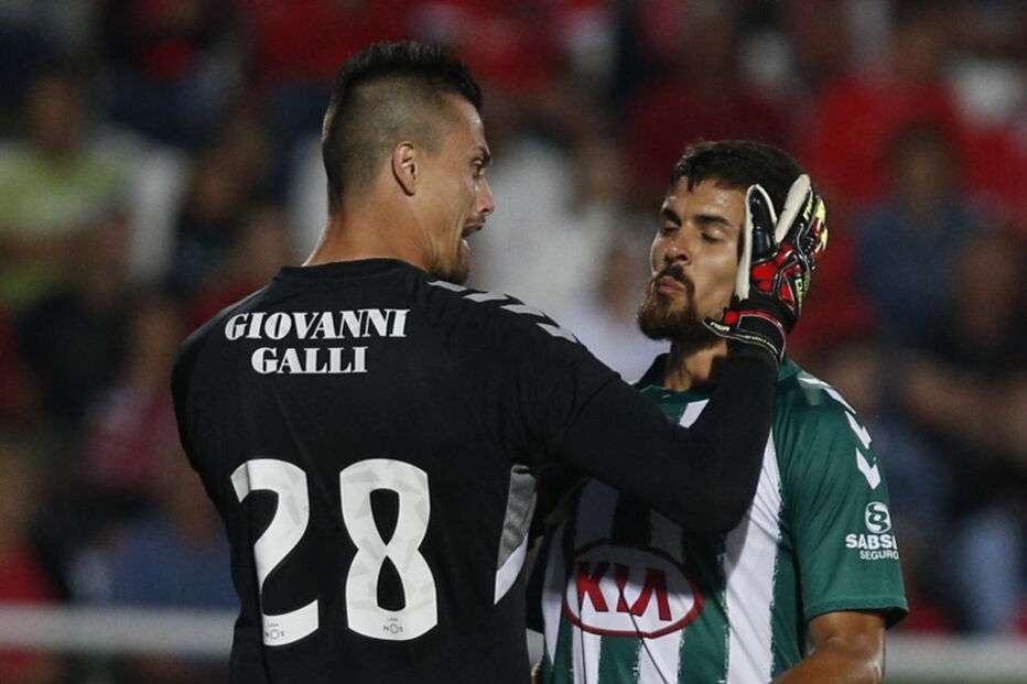 Benfica e Setúbal defrontaram-se em torneio de pré-época