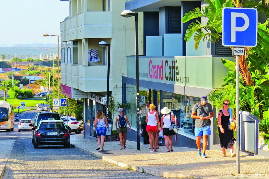 Praça de táxis da Praia da Rocha