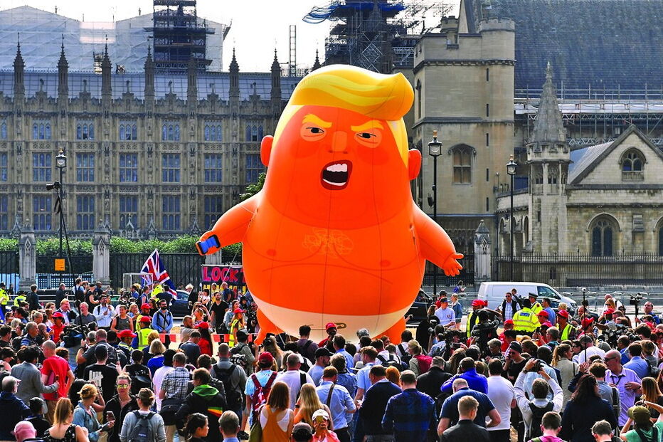 Visita de Trump a Inglaterra levou milhares à rua em manifestações de protesto
