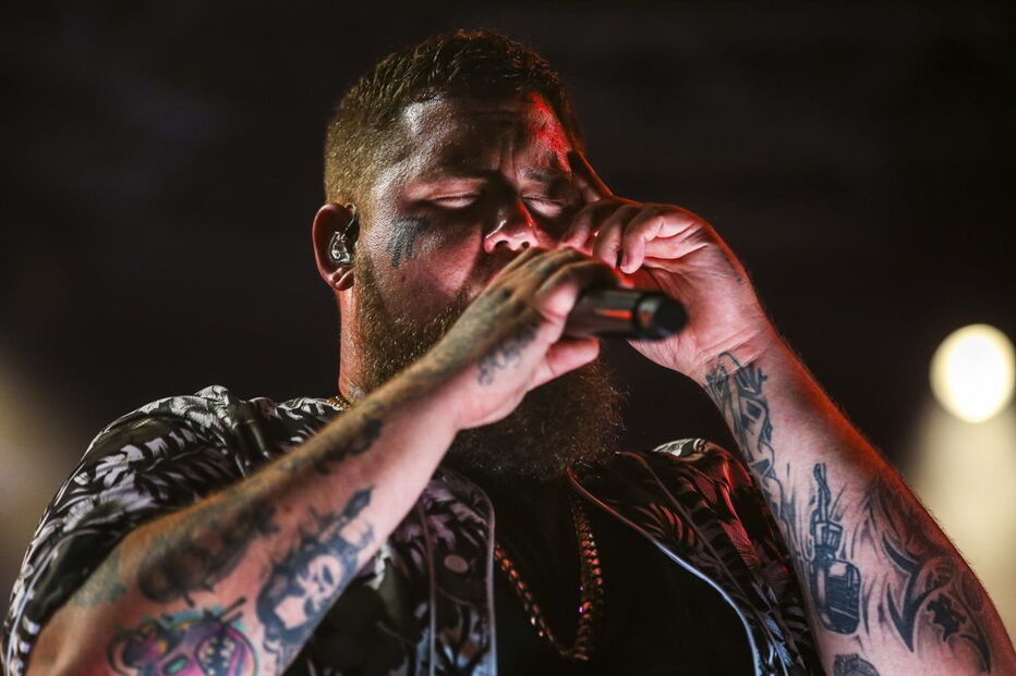 Segundo dia do Festival NOS Alive, no Passeio Marítimo de Algés