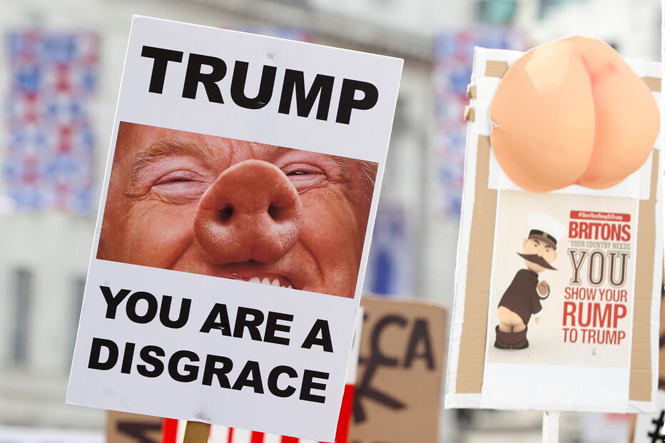Milhares de pessoas protestaram contra a presença de Trump no Reino Unido