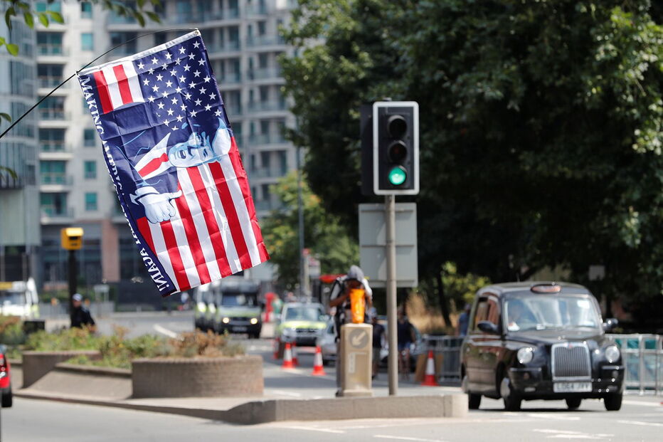 A presença de Trump no Reino Unido não é bem vista pela maioria dos britânicos