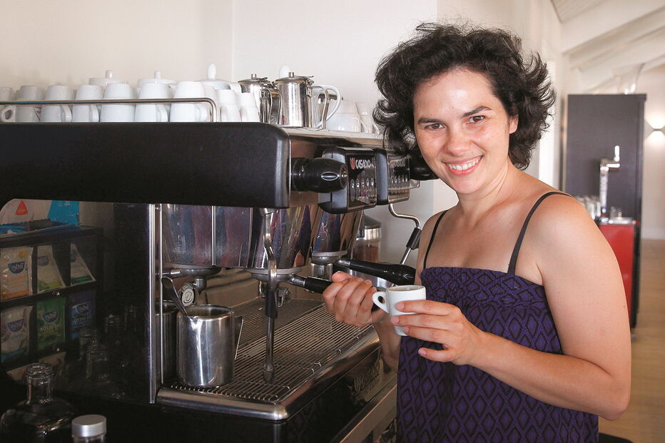 2018-07-14_21_22_16 Carla Chambel ped cat.jpg