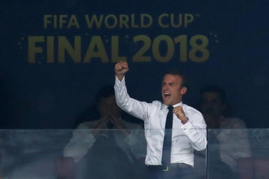 Presidente Francês Macron celebra golo na tribuna