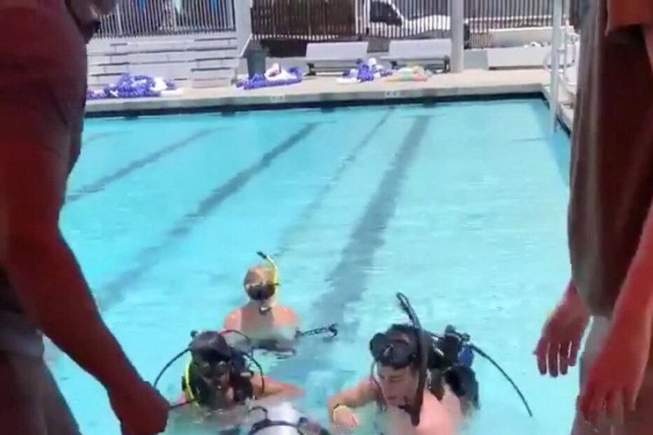 Submarino concebido por Ellon Musk para resgate na Tailândia