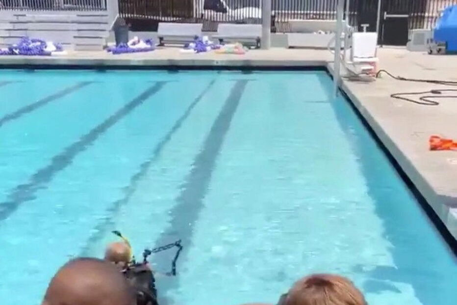 Submarino concebido por Ellon Musk para resgate na Tailândia