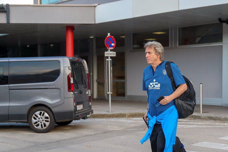 Jesus em estágio com o Al Hilal