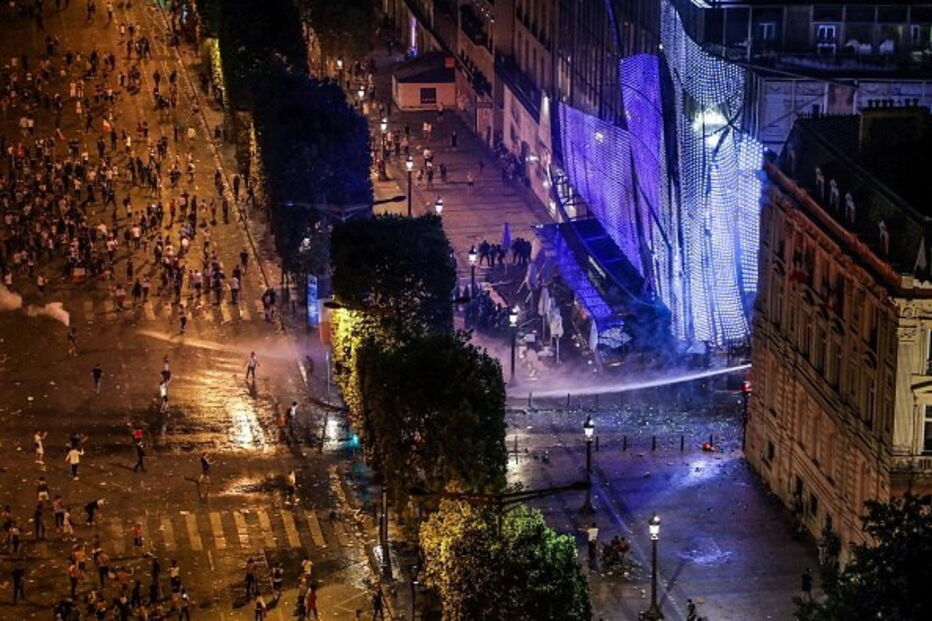 Festa do título mundial terminou da pior forma em algumas cidades de França