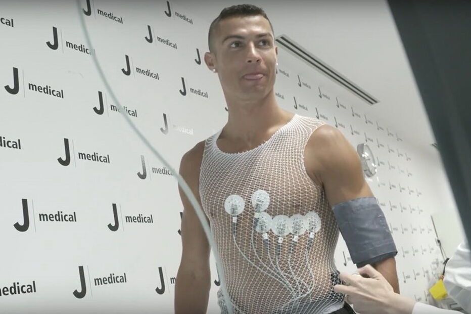 Cristiano Ronaldo em exames médicos na Juventus