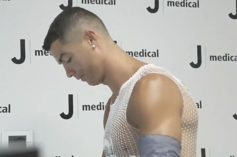 Cristiano Ronaldo em exames médicos na Juventus