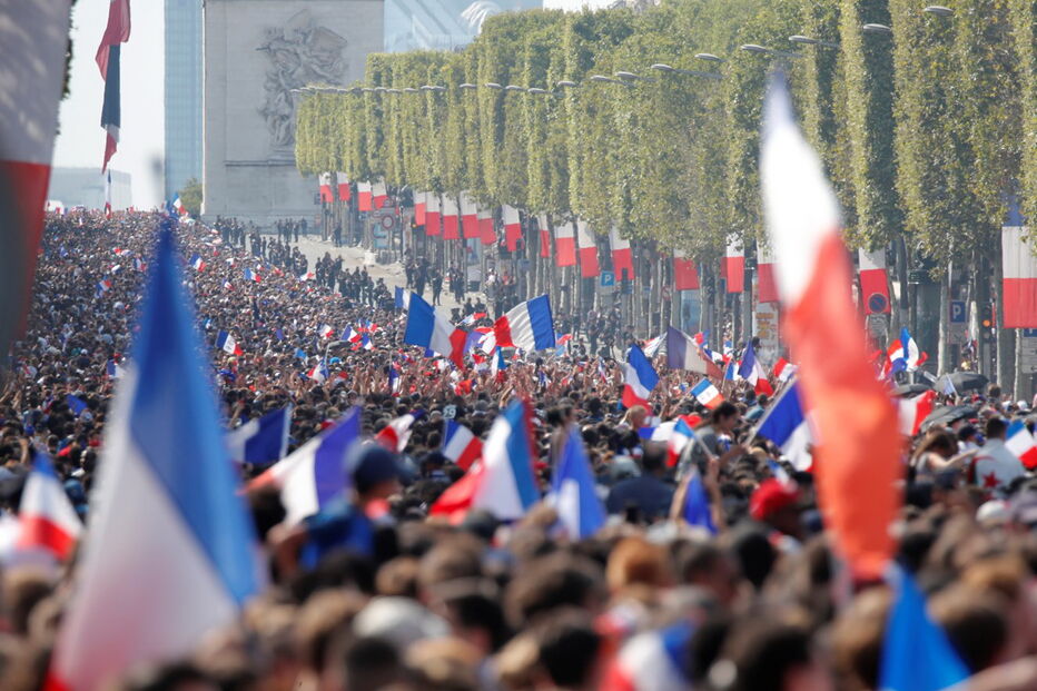 Campeões do Mundo em futebol já chegaram a França