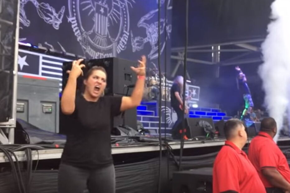 Intérprete gestual rouba as atenções