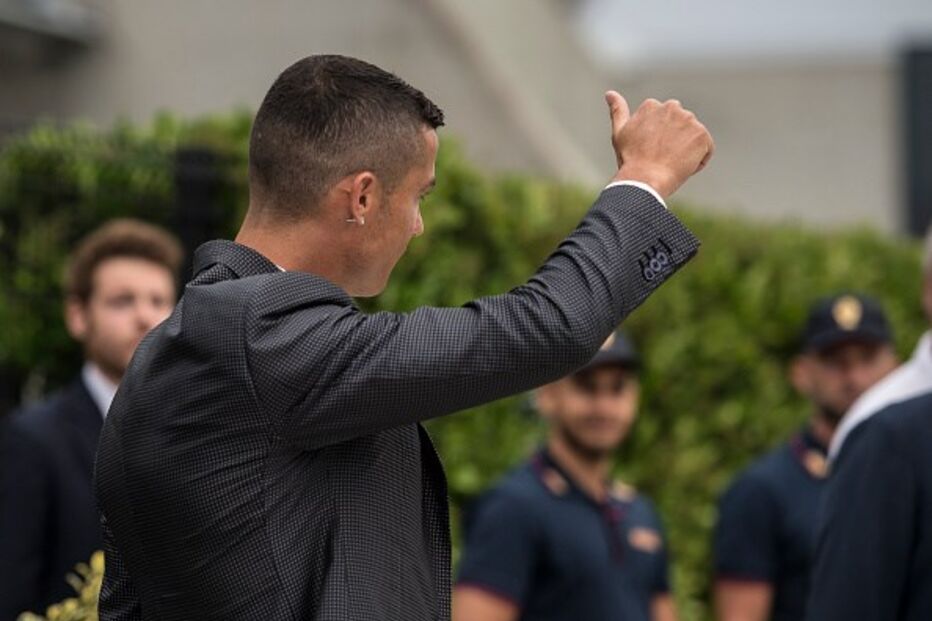 Ronaldo dá gorjeta generosa em hotel de luxo