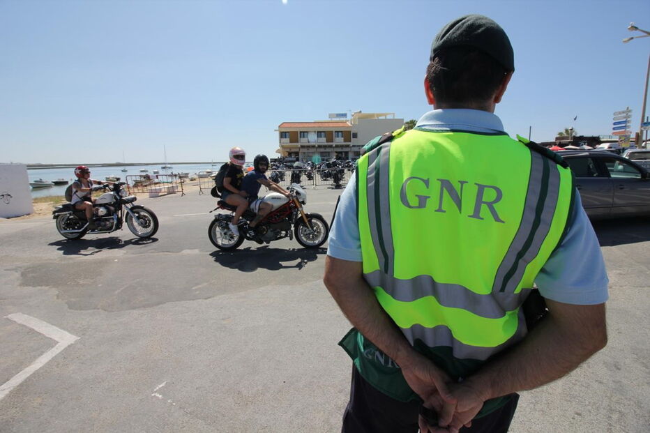 GNR vigia concentração de 'motards' em Faro