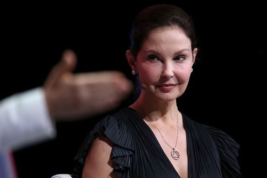 Ashley Judd acusou o produtor Harvey Weinstein de assédio sexual