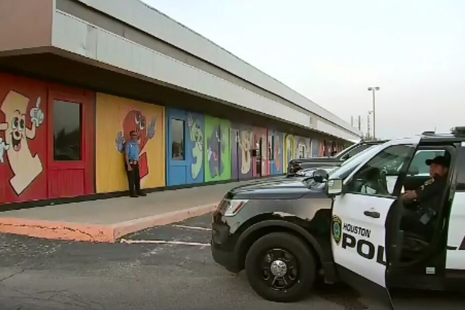 Criança foi esquecida em autocarro escolar do Texas e morreu 