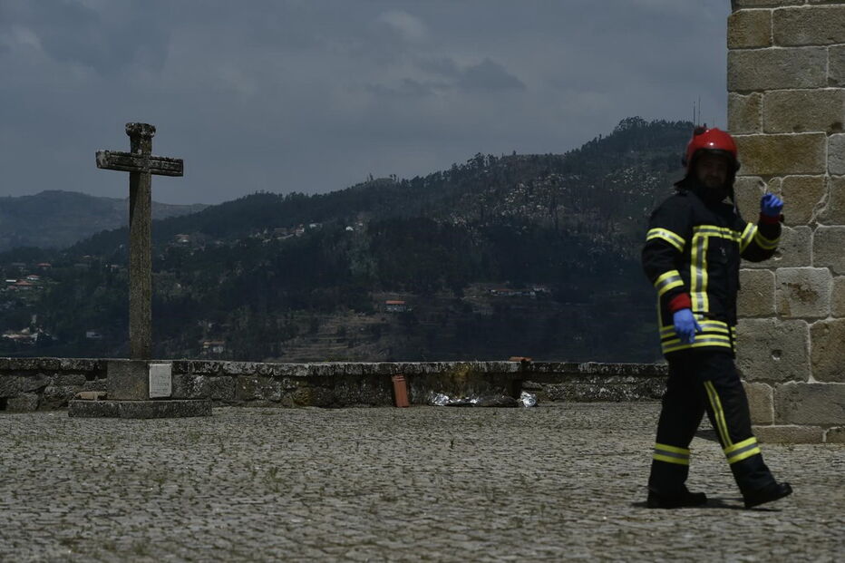 Mordomo de festa de Cinfães morre em explosão de foguetes