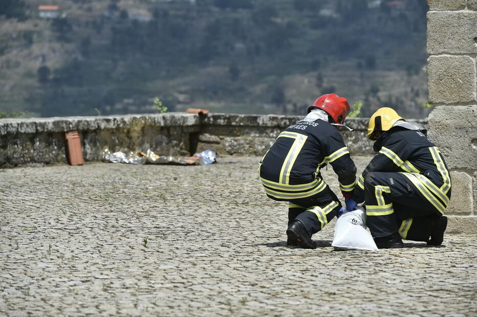 Mordomo de festa de Cinfães morre em explosão de foguetes