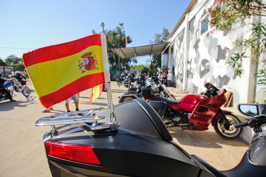 Motociclistas de todo o mundo rumam a Faro