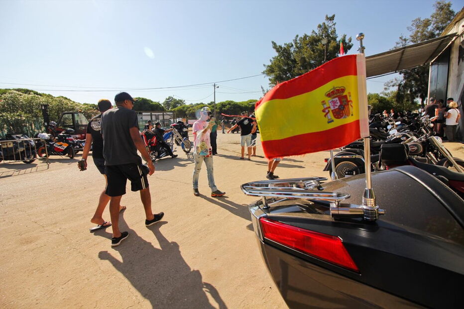 Motociclistas de todo o mundo rumam a Faro