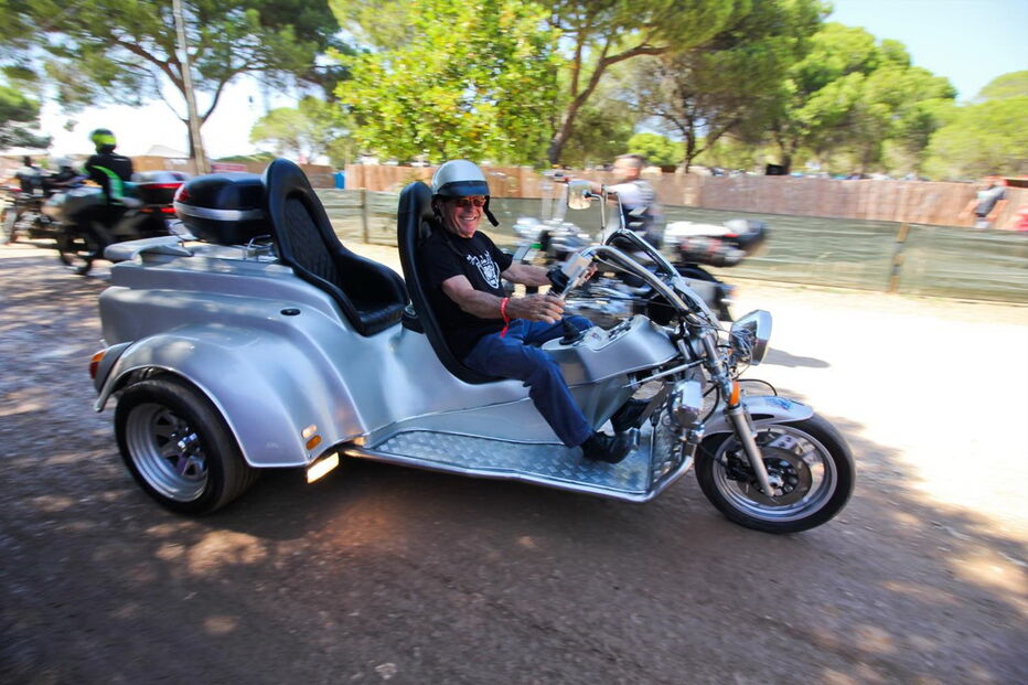 Motociclistas de todo o mundo rumam a Faro