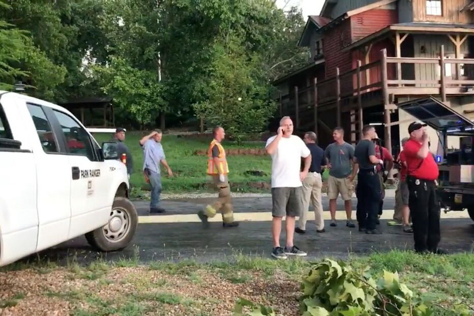 Naufrágio de barco no Missouri