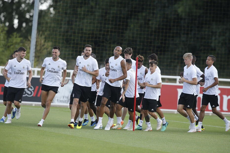 Benfica no St. George's Park