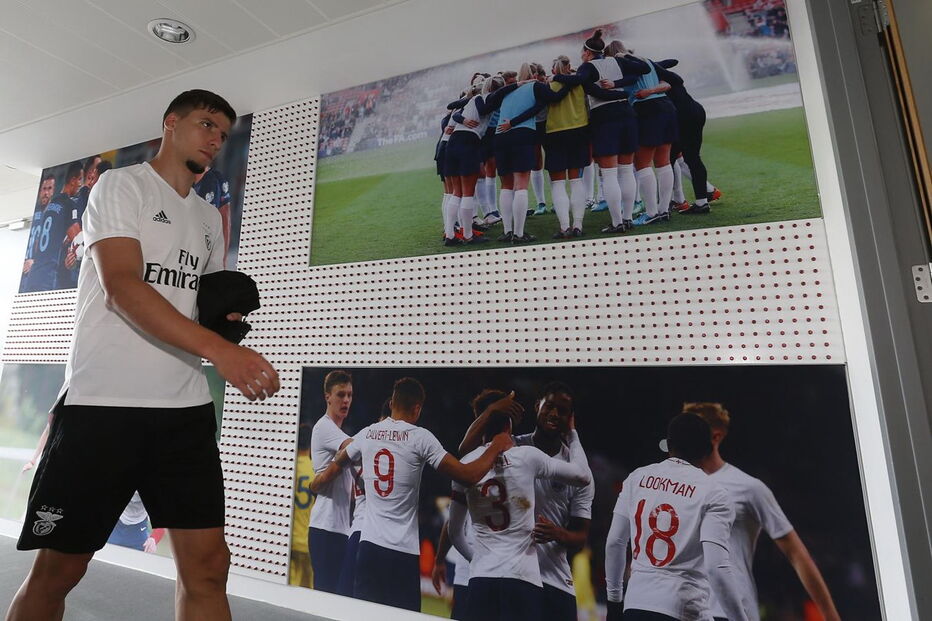 Benfica no St. George's Park