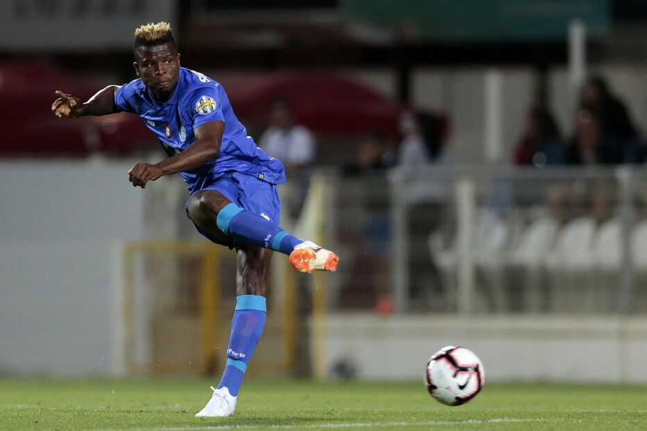 Mikel Agu a jogar pelo FC Porto