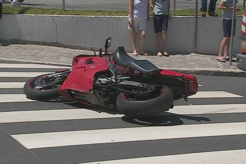 Homem de 39 anos morre em despiste de mota em Gaia