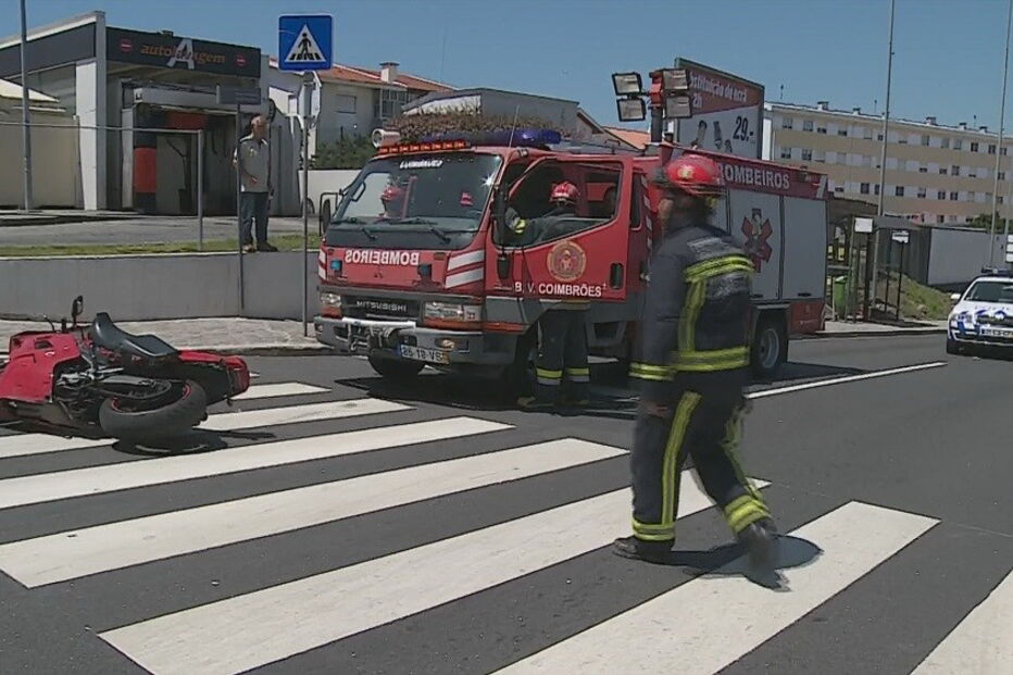 Homem de 38 anos morre em despiste de mota em Gaia