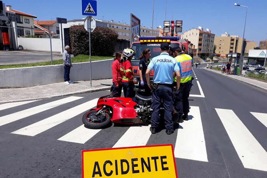 Motociclista morre em acidente em Gaia