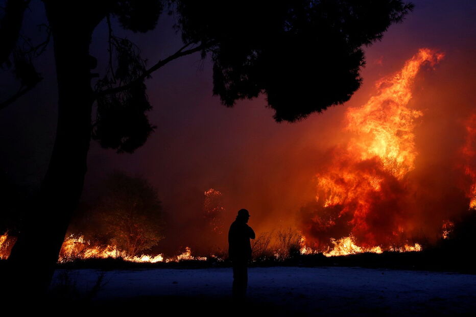 Graves incêndios matam na Grécia