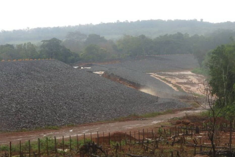 2018-07-24_09_59_21 laos4.jpg
