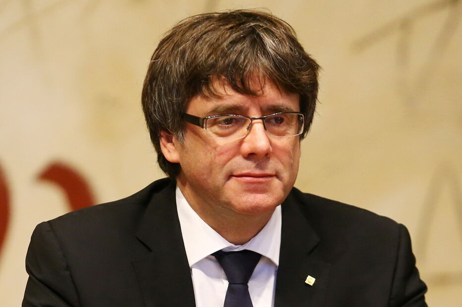 2017-10-10_21_31.53 3_Carles Puigdemont.jpg
