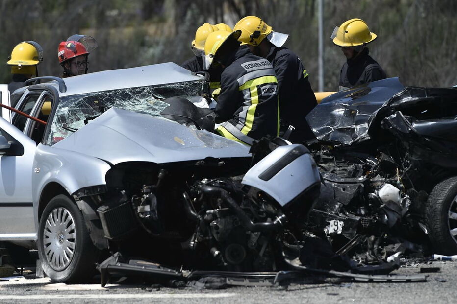 Duas mulheres morrem e bebé fica ferido em acidente em Santa Comba Dão