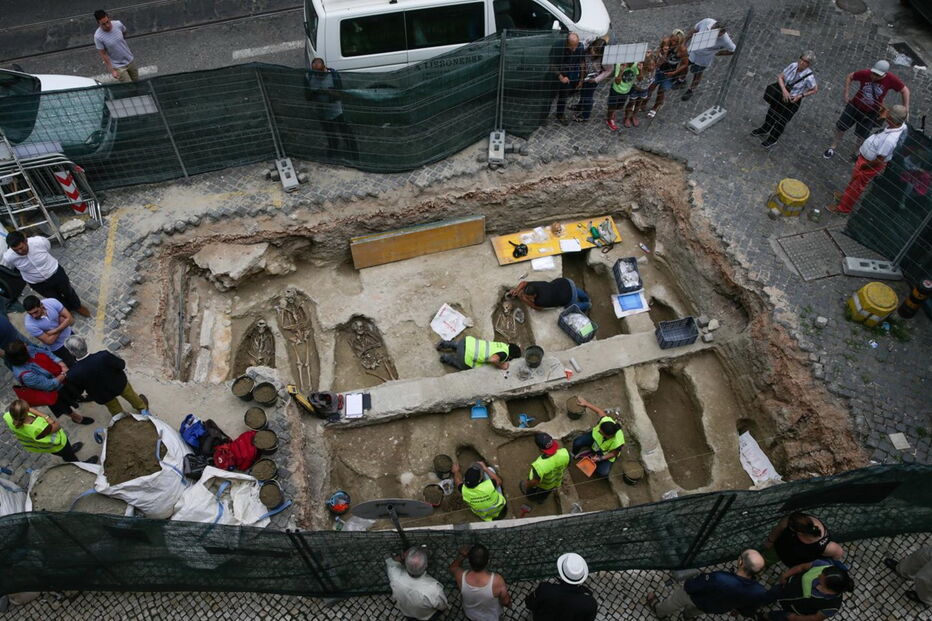 Cemitério medieval em Lisboa