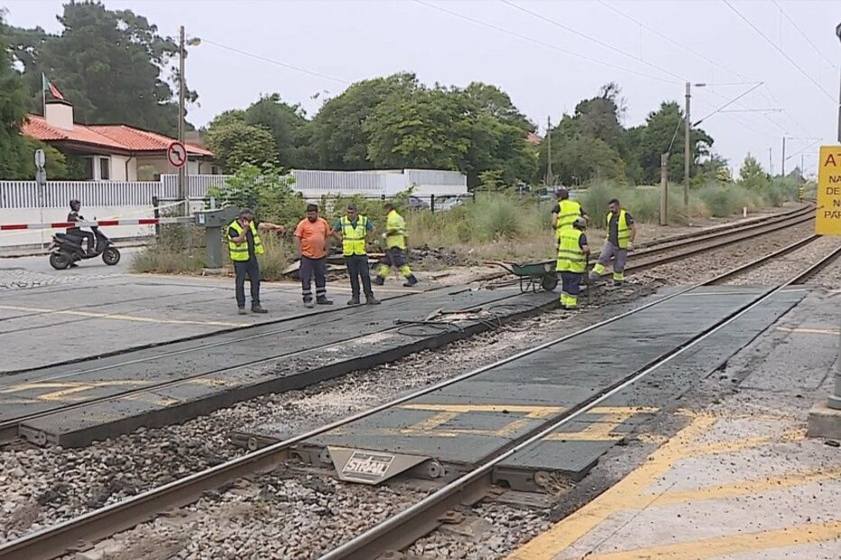 Acidente em linha de comboio Miramar, Gaia