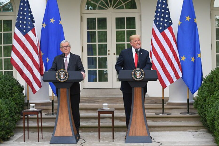 Trump e Juncker em encontro na Casa Branca