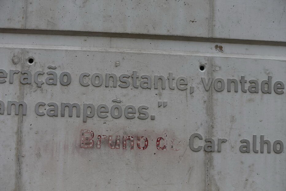 Estátua do leão em Alvalade foi vandalizada