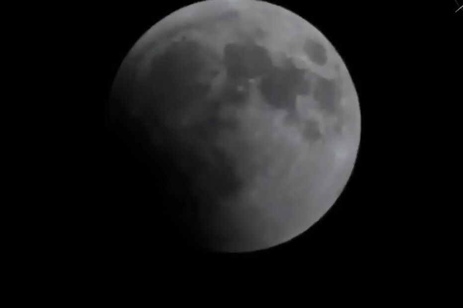 Veja em direto o eclipse da Lua