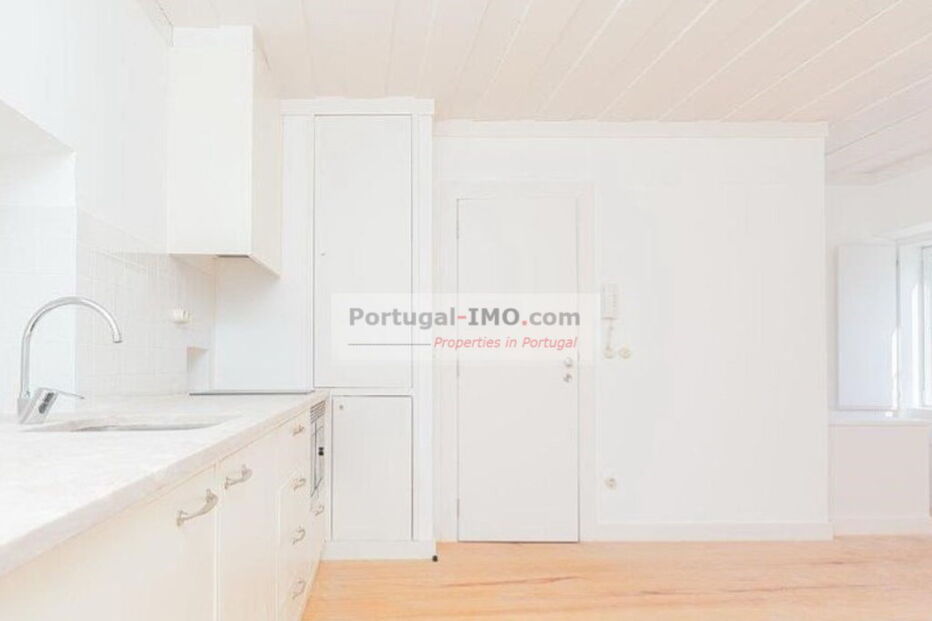 O prédio de Ricardo Robles em Alfama