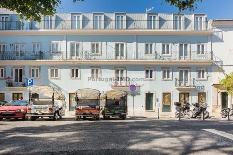 O prédio de Ricardo Robles em Alfama