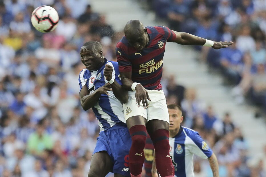 FC Porto empata com o Newcastle em jogo de apresentação