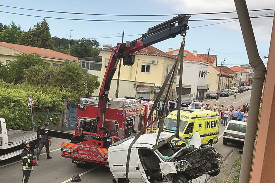 Acidente mortal na EN1