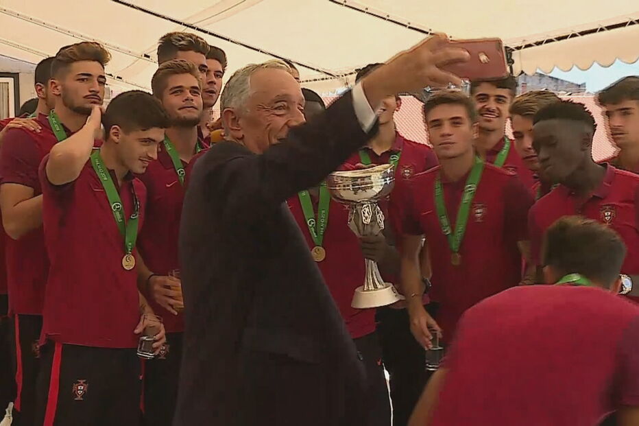 Marcelo fez a festa com os campeões da europa sub-19