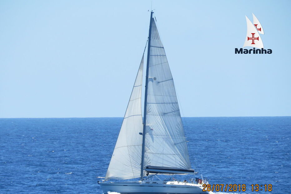 PJ e fuzileiros travam em alto mar sequestro da máfia no Porto	