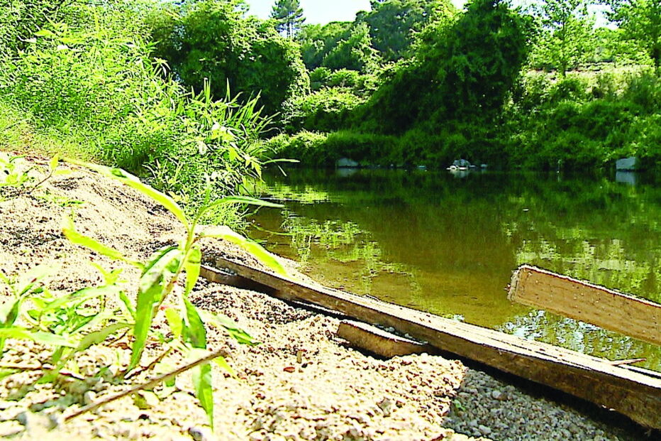 Praia fluvial em Riva d'Ave