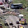 Colisão entre autocarro e camião faz oito mortos no Novo México 