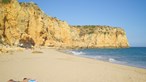 Conheça as melhores praias desertas do Algarve